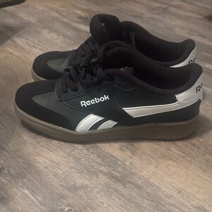 NWOT Reebok Smash Edge Sneakers